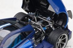 1:18 Autoart 2016 Pagani Huayra BC (Blu Francia/Carbon)