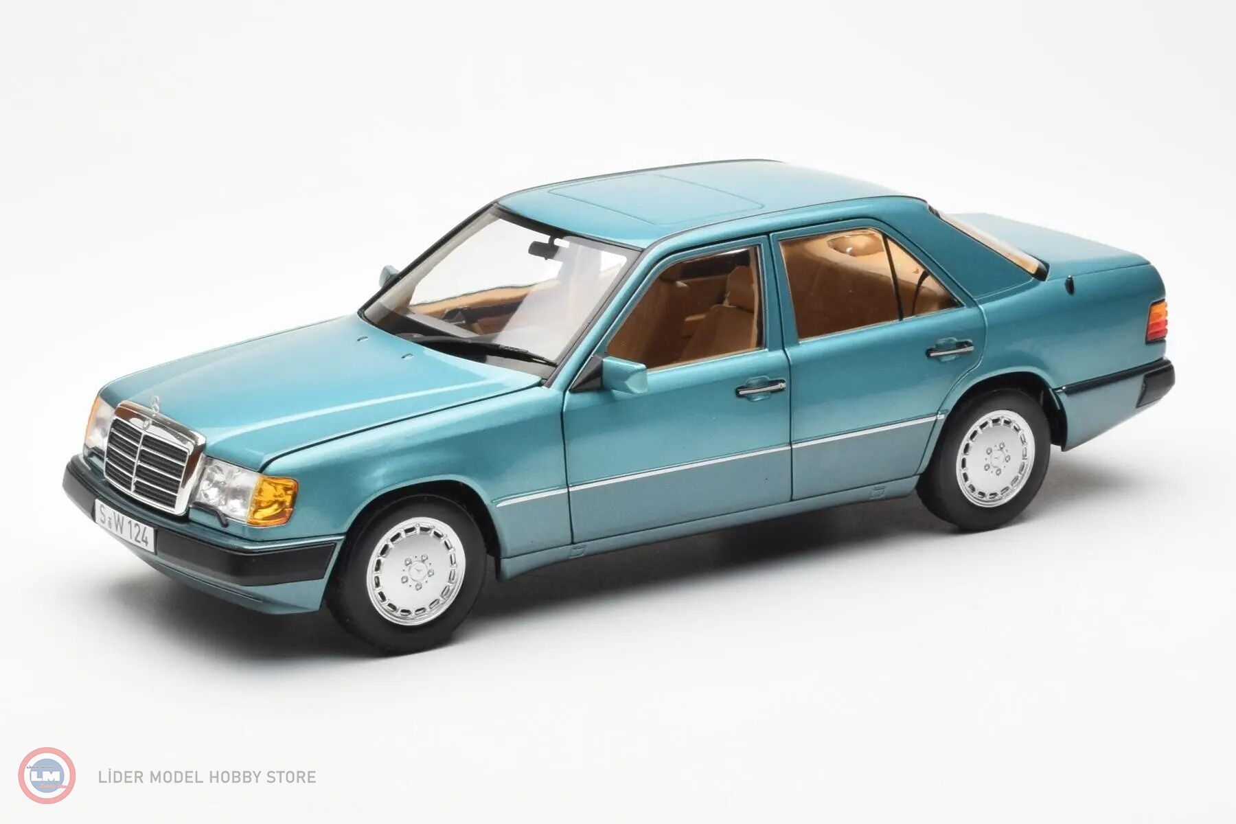 1:18 1989 Mercedes Benz E Class 230 E W124 - Beryl Blue