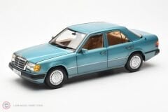 1:18 1989 Mercedes Benz E Class 230 E W124 - Beryl Blue