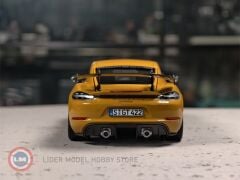 1:18 Norev 2023 Porsche Cayman GT4 RS Weissach Pack