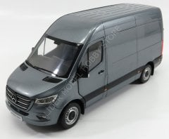 1:18 2018 Mercedes Benz Sprinter Van Kastenwagen