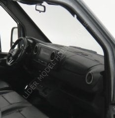 1:18 2018 Mercedes Benz Sprinter Van Kastenwagen