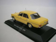 1:43 1968 Mercedes Benz 200D W115