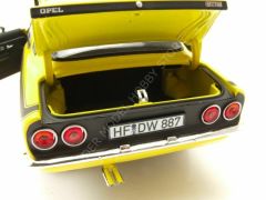 1:18 1975 Opel Manta A GTE