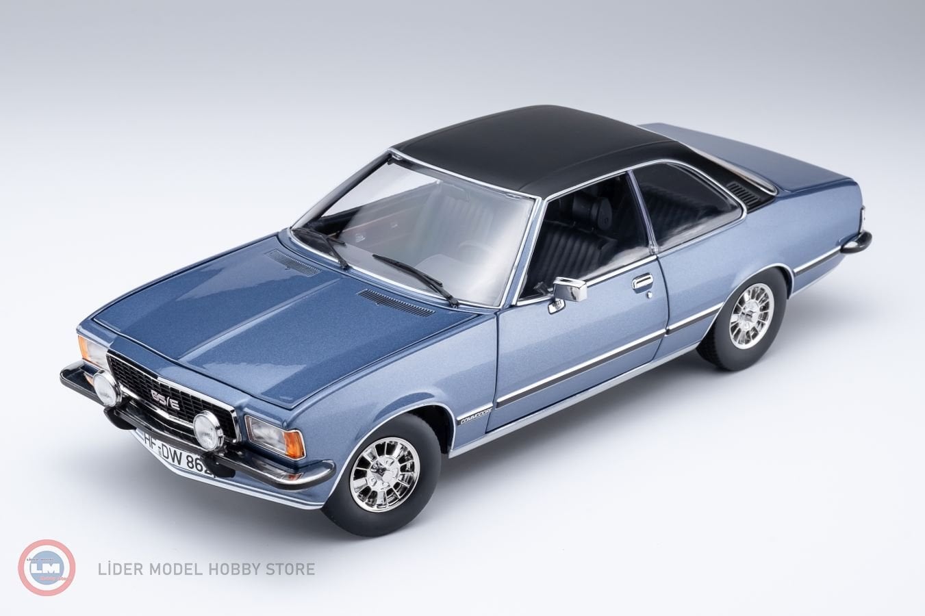 1:18 1975 Opel Commodore Coupe GSE