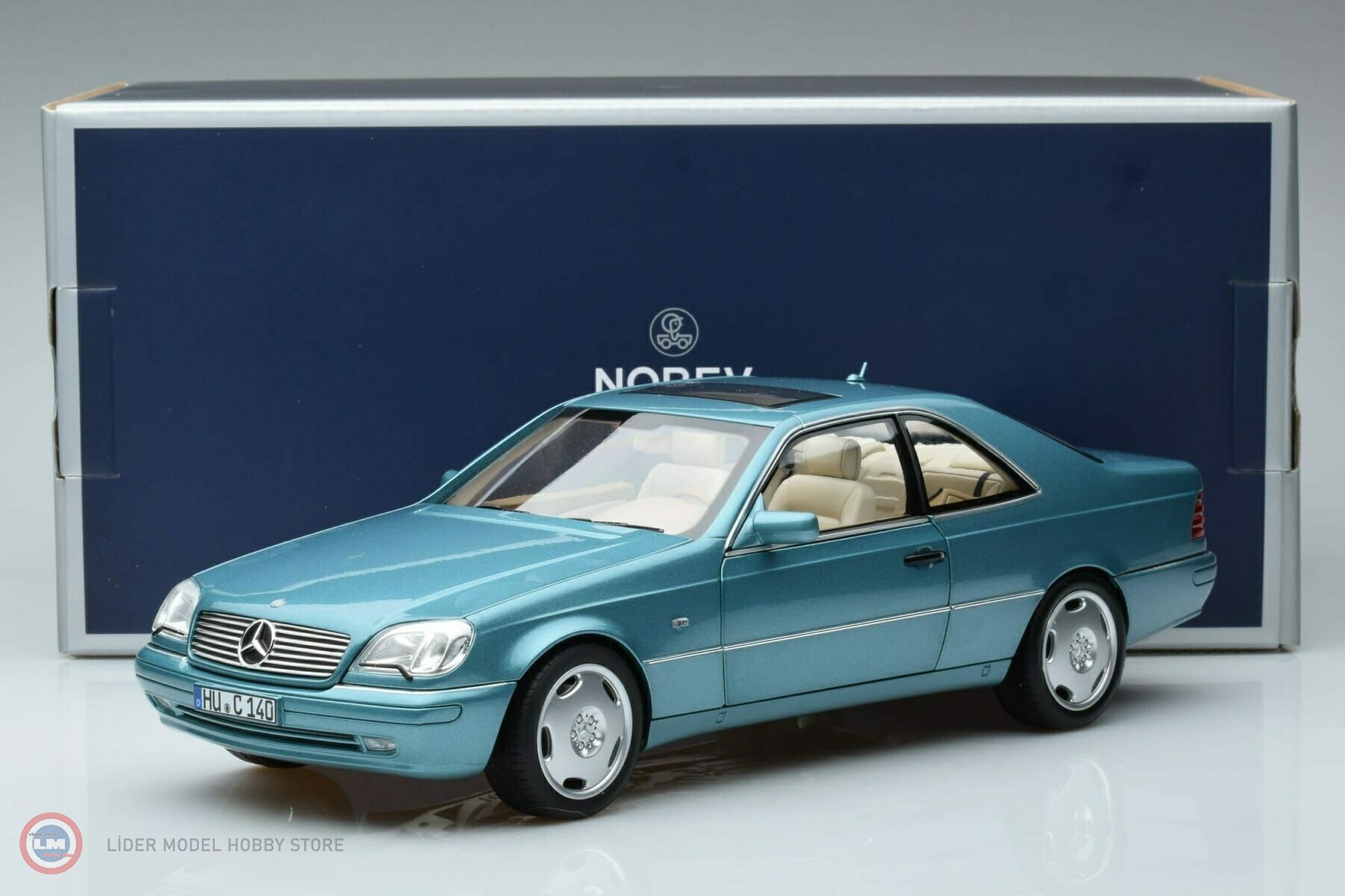 1:18 1997 Mercedes Benz S600 SEC (C140)