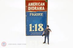 1:18 Weekend Car Show Figure #5