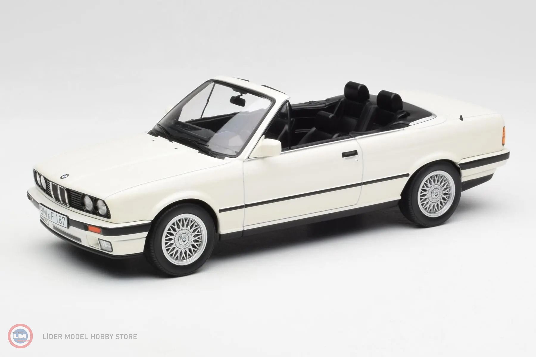 1:18 Norev 1991 BMW 325i E30 Cabriolet