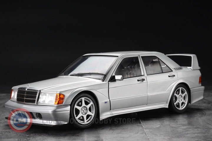 1:18 1990 Mercedes Benz 190E EVO 2 W201