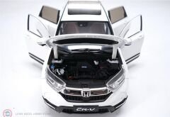1:18 Paudi 2017 Honda CR-V 4x4 Dtec