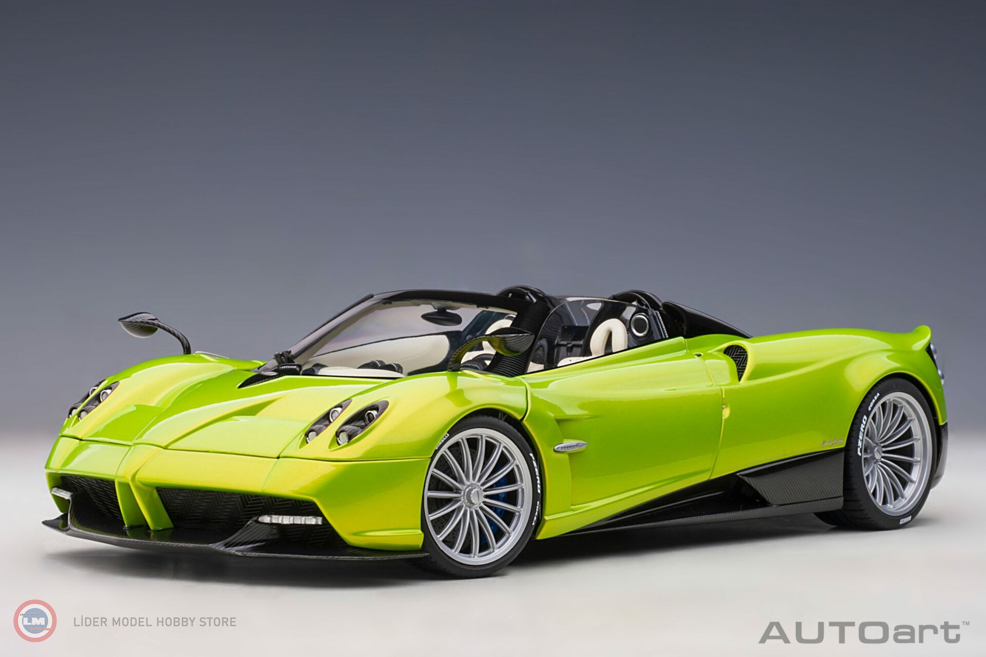 1:18 2018 Pagani Huarya Roadster
