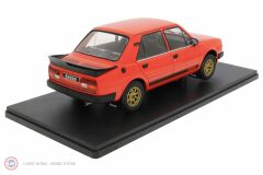 1:18 1988 Skoda 130 LR