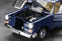 1:18 1966 Mercedes Benz 200 Universal W110