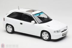 KUSURLU 1:18 Norev 1991 Opel Astra F GSI Blanc Casablanca