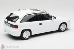 KUSURLU 1:18 Norev 1991 Opel Astra F GSI Blanc Casablanca