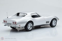 1:18 Norev 1969 Chevrolet Corvette Coupe