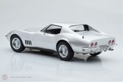 1:18 Norev 1969 Chevrolet Corvette Coupe
