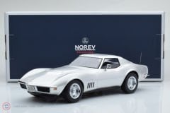 1:18 Norev 1969 Chevrolet Corvette Coupe