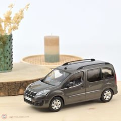 1:18 2016 Peugeot Partner