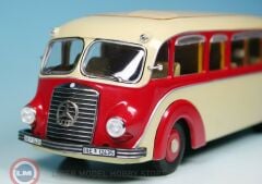 1:43 2008 Mercedes Benz LO 3500 travelling bus Conference- and saloonbus
