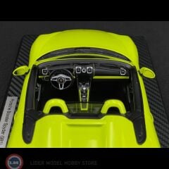 1:18 Spark 2016 Porsche Boxster Spyder Type 981 ''Kiwi''  - Light Green