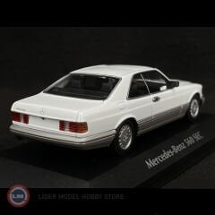 1:43 Maxichamps 1986 Mercedes Benz 560 SEC (C126)