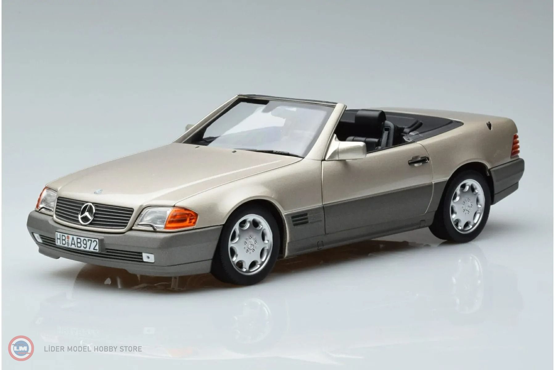 1:18 Norev 1989 Mercedes Benz 500 SL R129