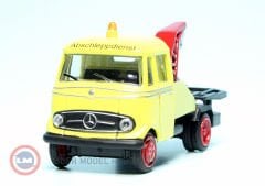 1:87 Mercedes Benz L 319 D Abschleppwagen