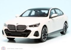 1:43 Minichamps 2023 BMW i5  G60