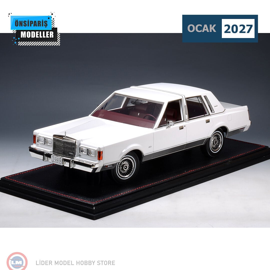 1:18 GLM / Stamp 1989 Lincoln Town Car Signature Series Arctic White