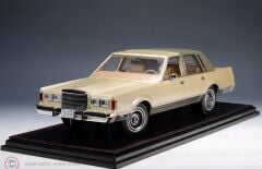 1:18 GLM / Stamp 1989 Lincoln Town Car Signature Series Sandstone Clearcoat Metallic