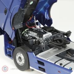 1:18 Mercedes-Benz Actros GigaSpace 4x2 blue with stripes