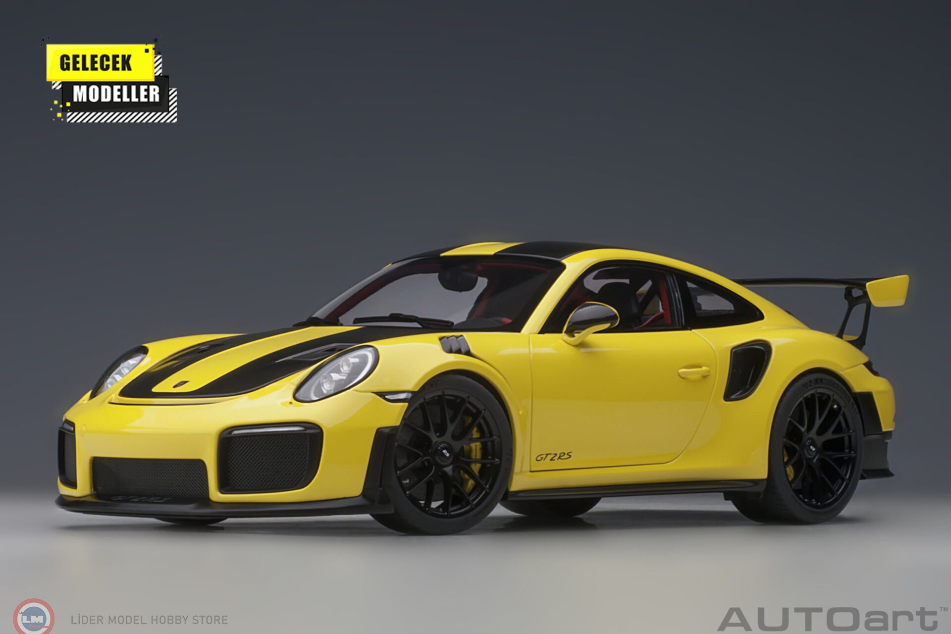 1:18 Autoart 2017 Porsche 911 (991.2) GT2 RS Weissach Package