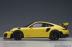1:18 Autoart 2017 Porsche 911 (991.2) GT2 RS Weissach Package