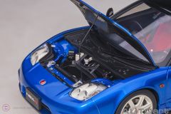 1:18 2002 Honda NSX-R (NA2) Long Beach Blue Pearl
