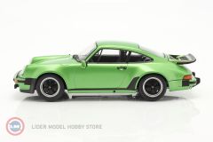 1:18 1976 Porsche 911 930 Turbo