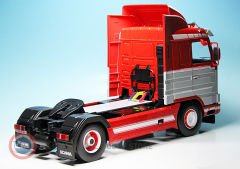 1:18 1995 Scania 143 Streamline