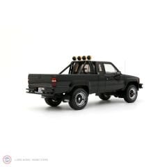 1:18 1985 Toyota Hilux SR5 “Back To The Future Specification”