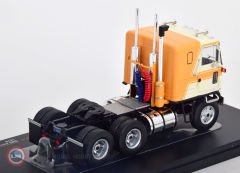1:43 1970 GMC Astro 95