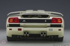 1:18  Autoart Lamborghini Diablo SE30 JOTA 1995