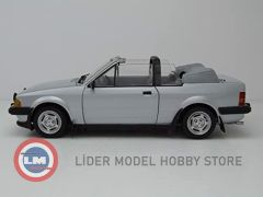 1:18 Sunstar 1984 Ford Escort XR3i Cabrio