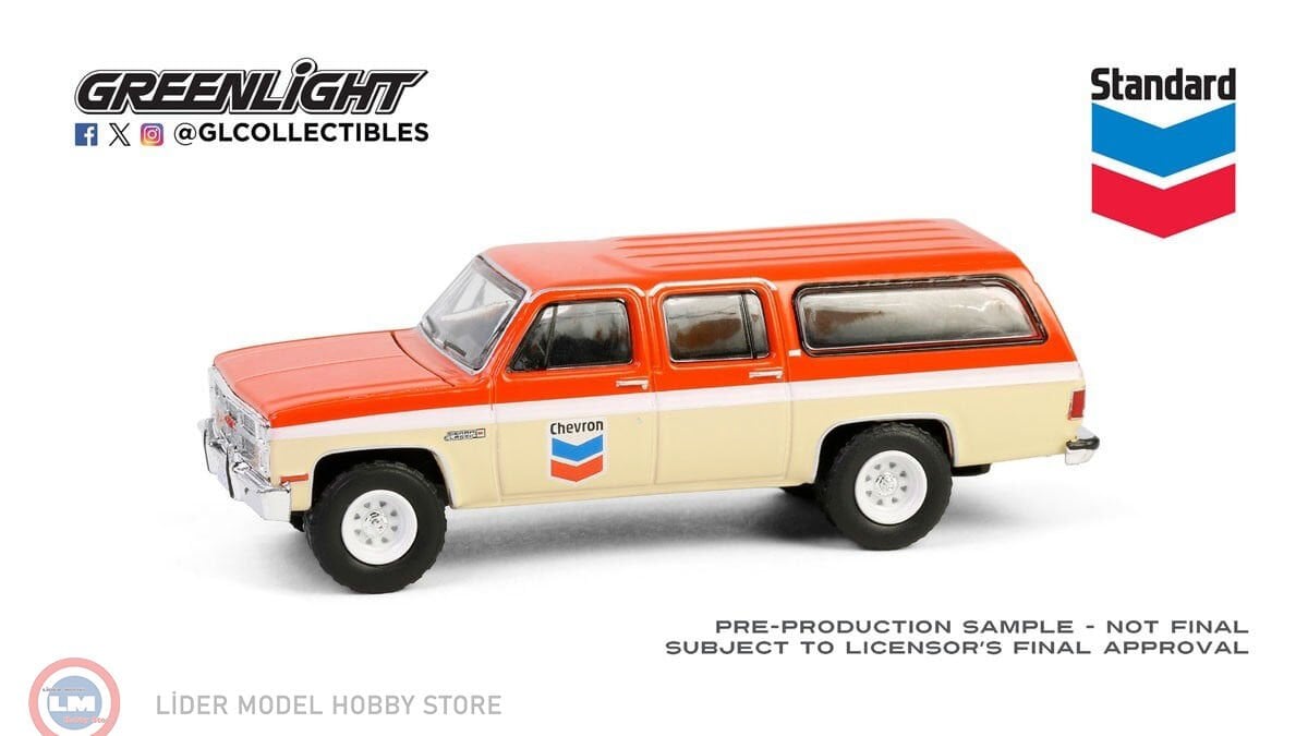 1:64 Greenlight 1988 GMC Suburban Sierra Classic C10