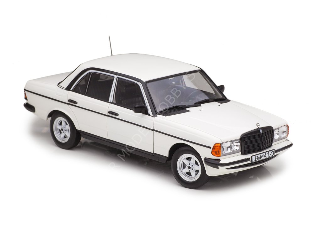1:18 1980 Mercedes Benz 200 W123 AMG
