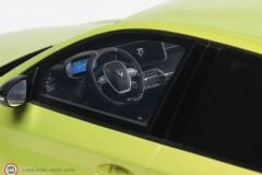 1:18 OTTO 2024 PEUGEOT E-208 GT JAUNE AGUEDA