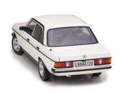1:18 1980 Mercedes Benz 200 W123 AMG