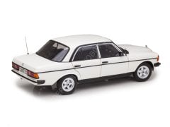 1:18 1980 Mercedes Benz 200 W123 AMG