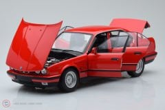 1:18 1988 BMW 535i (E34)