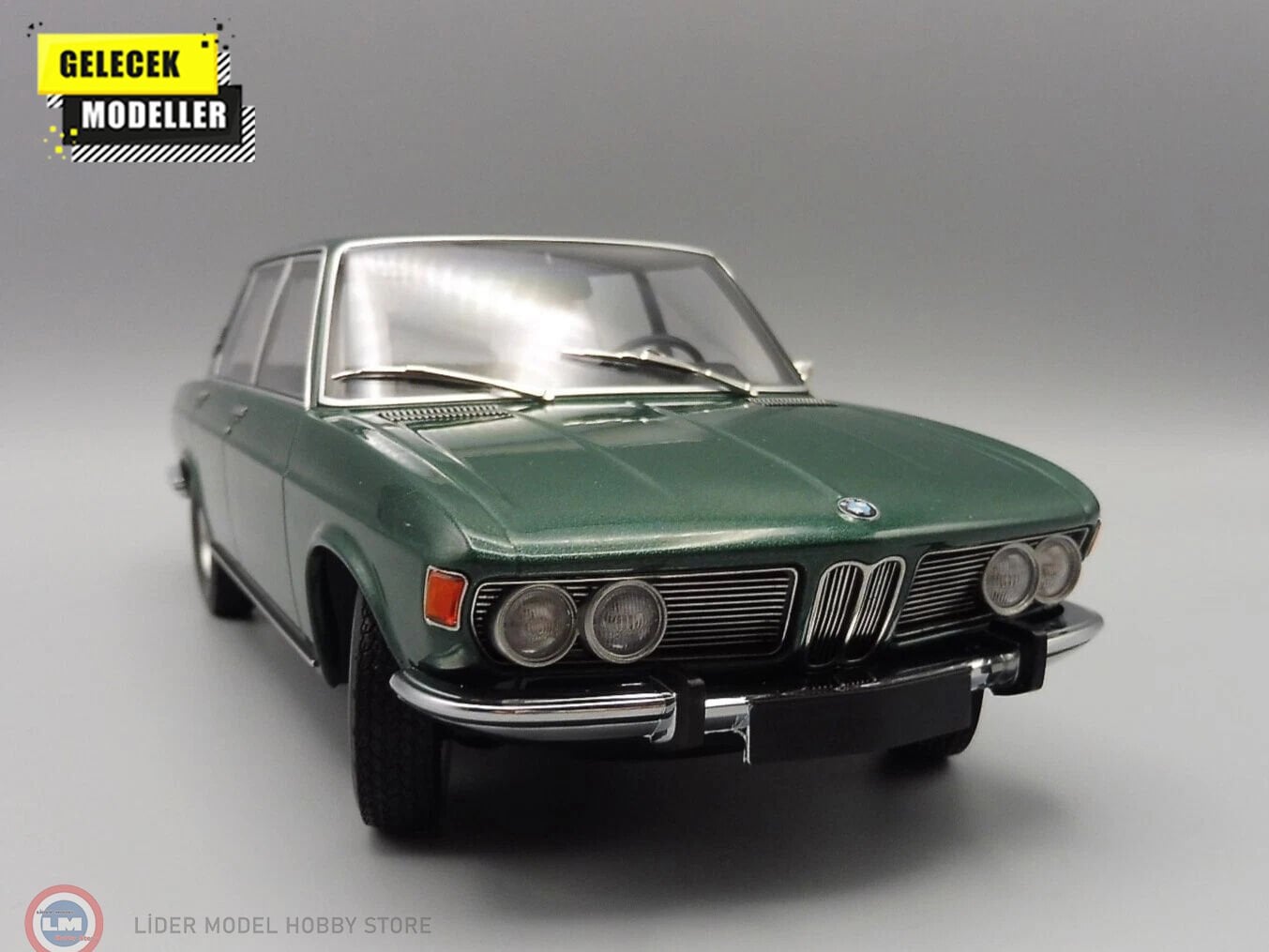 1:18 Minichamps 1968 BMW 2500