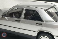 1:18 1982 Mercedes Benz 190E W201