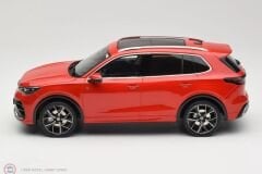 1:18 OTTO 2024 Volkswagen Tiguan E Tsi R-Line Persimmon Red